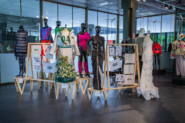 Exposición de estudiantes de 3º de Moda en el Museo del Traje, CIPE