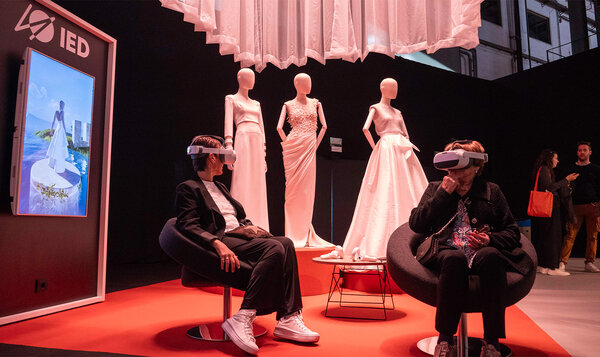 El IED Barcelona acerca la realidad virtual al sector nupcial Barcelona Bridal Fashion Week 2024