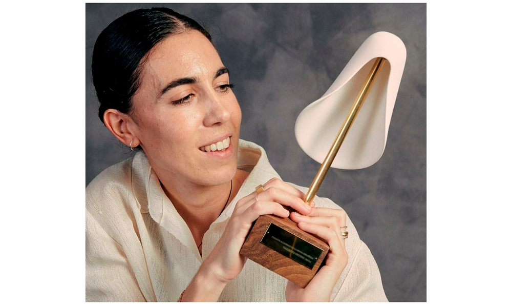 Premio Talento Novel de la Academia de la Moda Española para Carlota Barrera, alumni y docente del IED Madrid