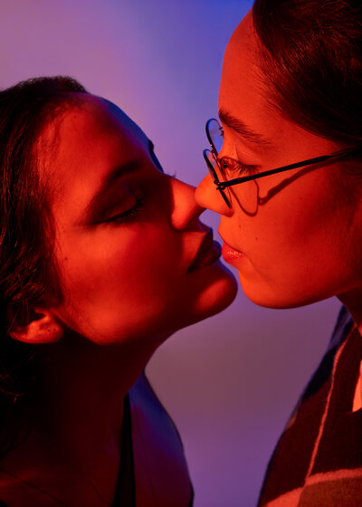 Alumnas del Máster Fashion Styling and Communication crean una oda al amor y a los besos en el Kissing Day